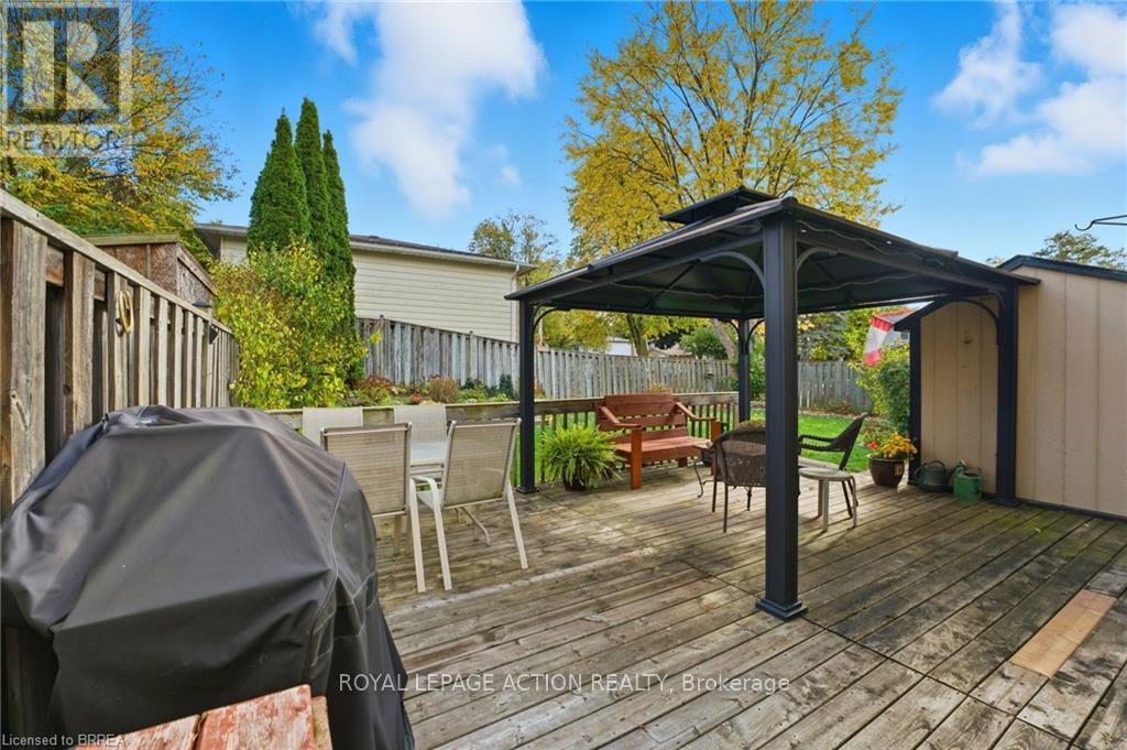 36 King's Hill Lane, Brantford, Ontario  N3T 6A4 - Photo 21 - X12481317