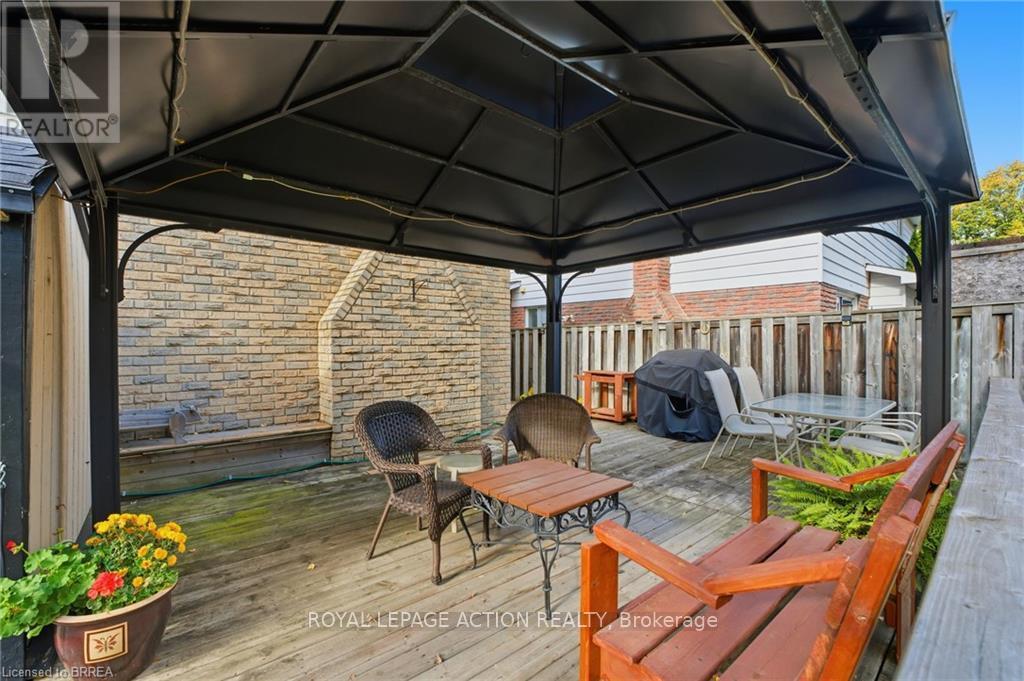 36 King's Hill Lane, Brantford, Ontario  N3T 6A4 - Photo 22 - X12481317