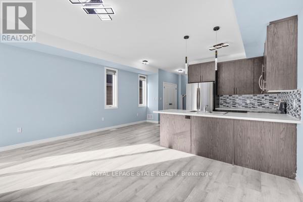 37 Delena Avenue S, Hamilton, Ontario  L9H 1B7 - Photo 17 - X12481318