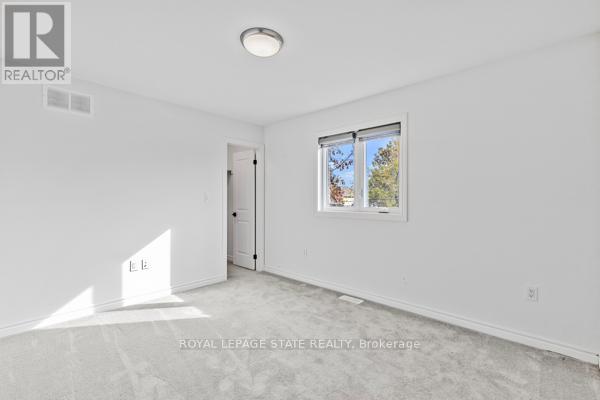 37 Delena Avenue S, Hamilton, Ontario  L9H 1B7 - Photo 27 - X12481318