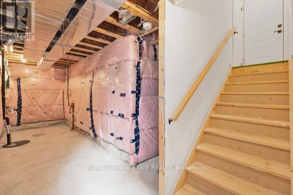 37 Delena Avenue S, Hamilton, Ontario  L9H 1B7 - Photo 36 - X12481318