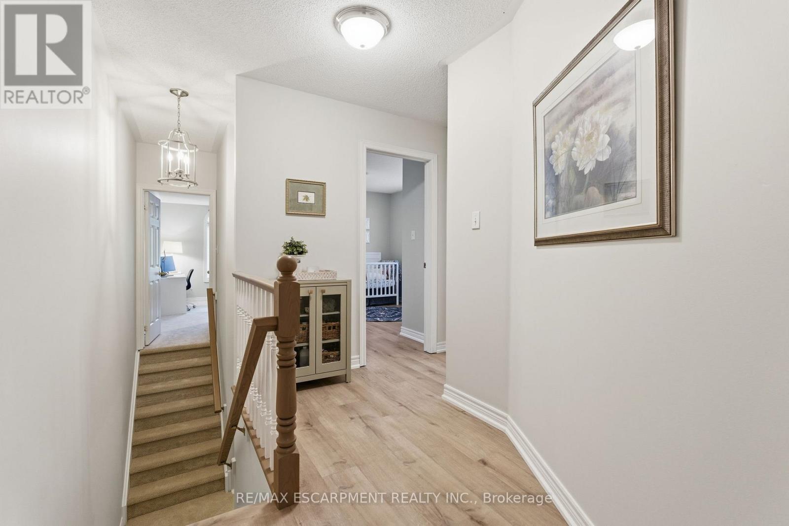 9 Slater Court, Hamilton, Ontario  L8B 0K8 - Photo 16 - X12481322