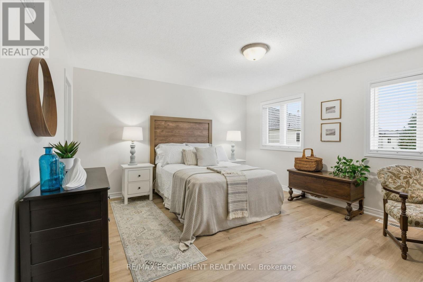 9 Slater Court, Hamilton, Ontario  L8B 0K8 - Photo 17 - X12481322