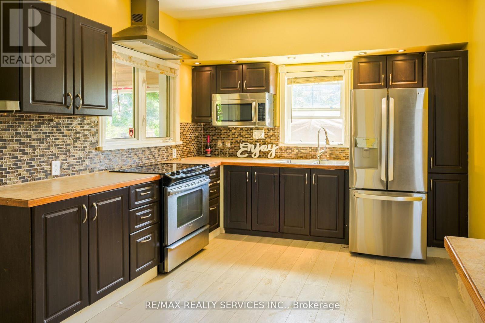 73 Brock Street, Woodstock, Ontario  N4S 3B7 - Photo 12 - X12481339