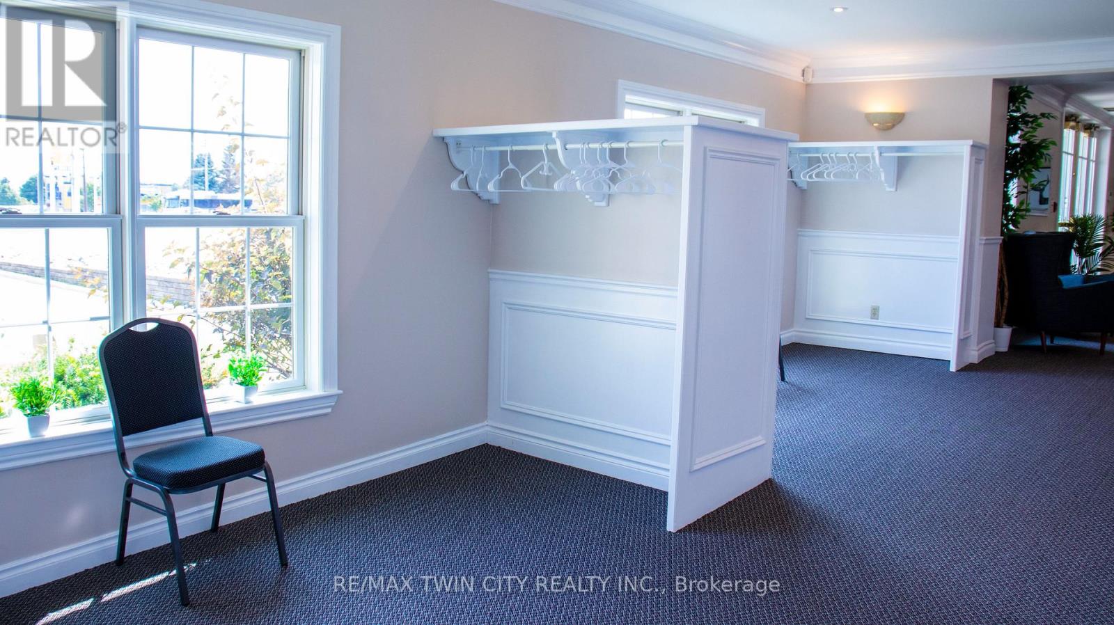 617 King Street N, Waterloo, Ontario  N2V 2N3 - Photo 12 - X12481346