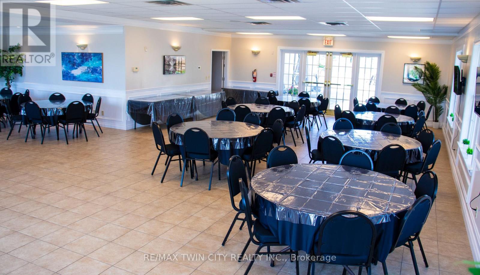 617 King Street N, Waterloo, Ontario  N2V 2N3 - Photo 14 - X12481346