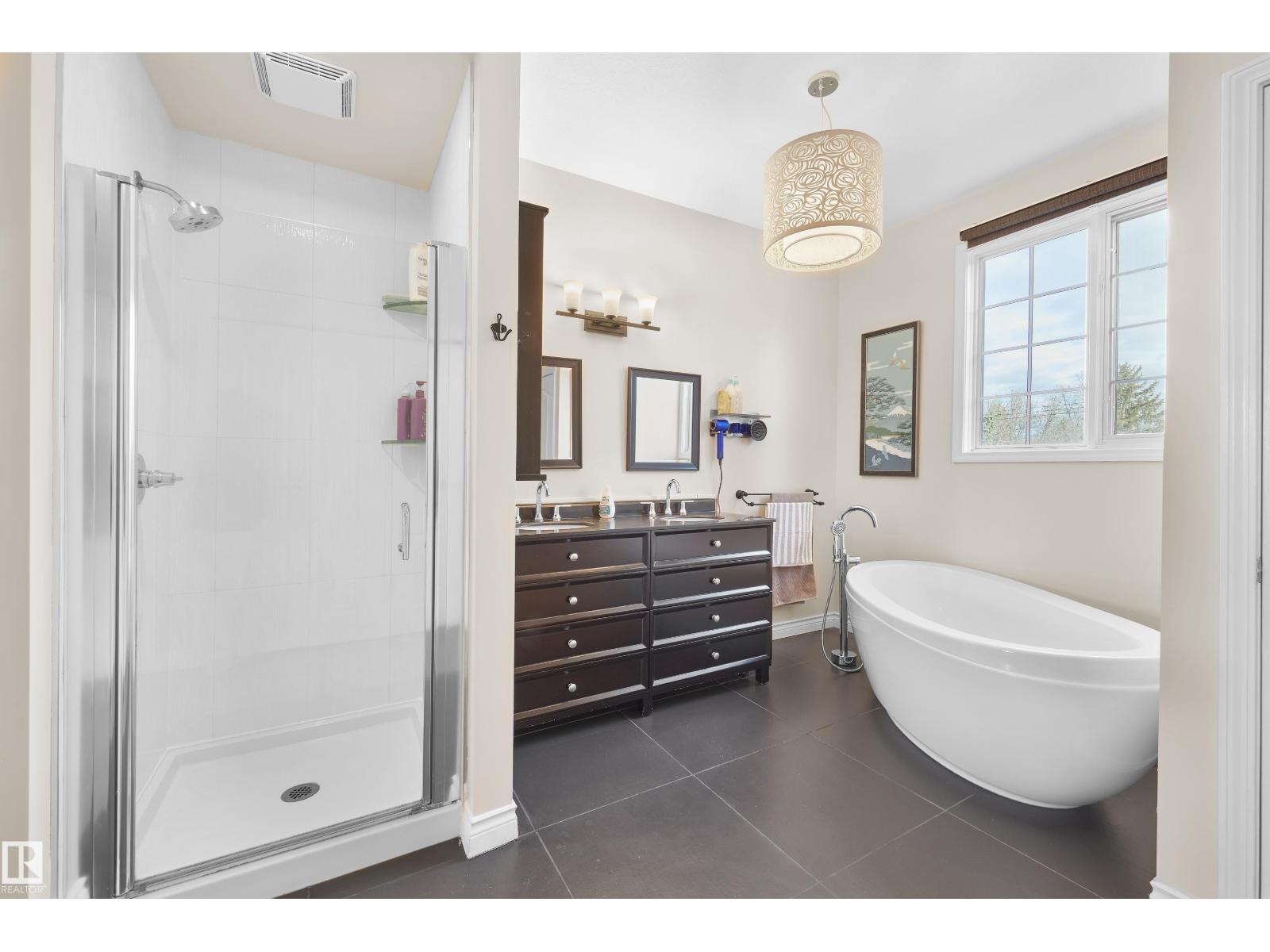 10690 63 Av Nw, Edmonton, Alberta  T6H 1P7 - Photo 15 - E4463439