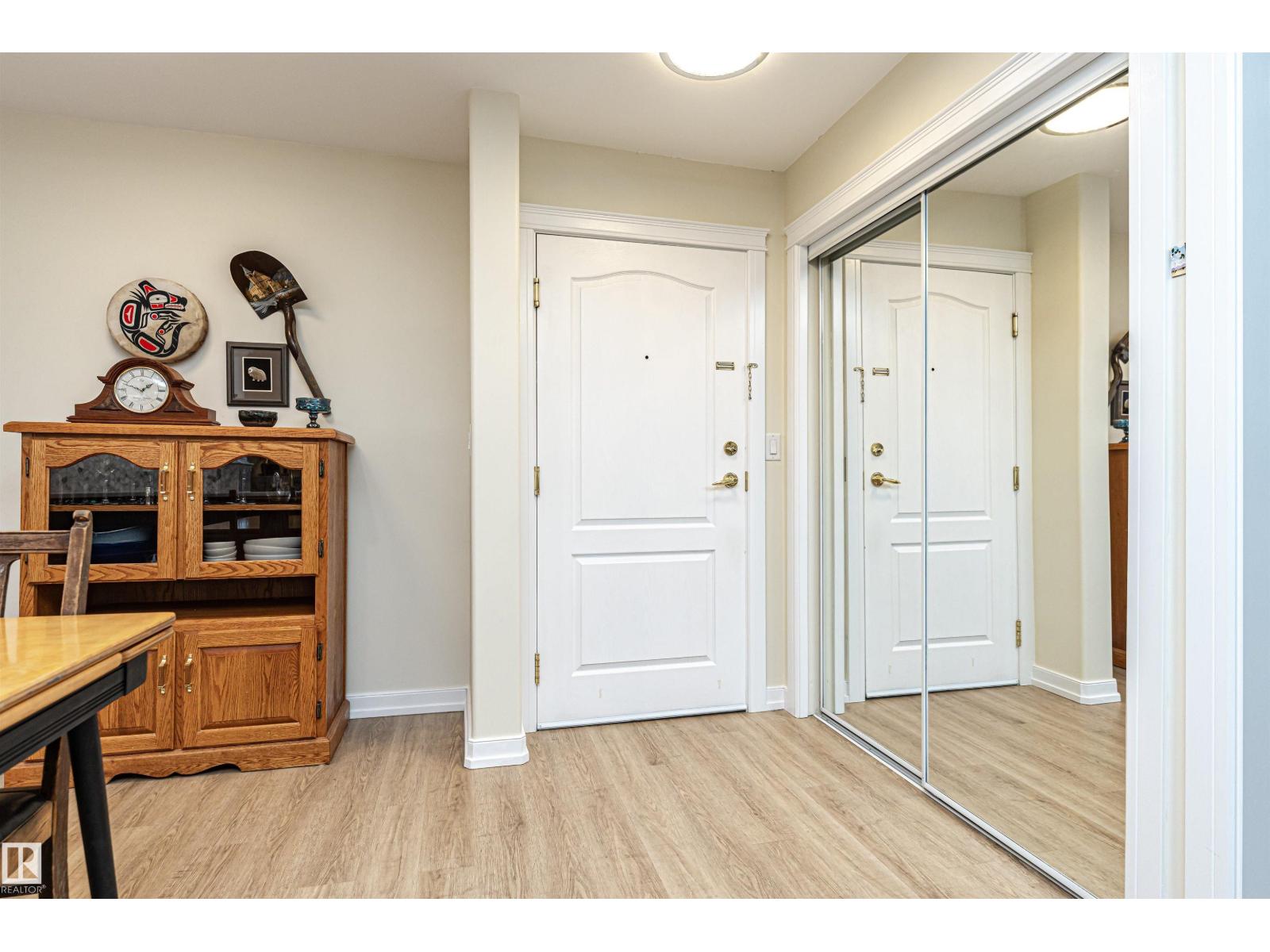 #104 237 Youville Dr E Nw, Edmonton, Alberta  T6L 7G2 - Photo 5 - E4463440