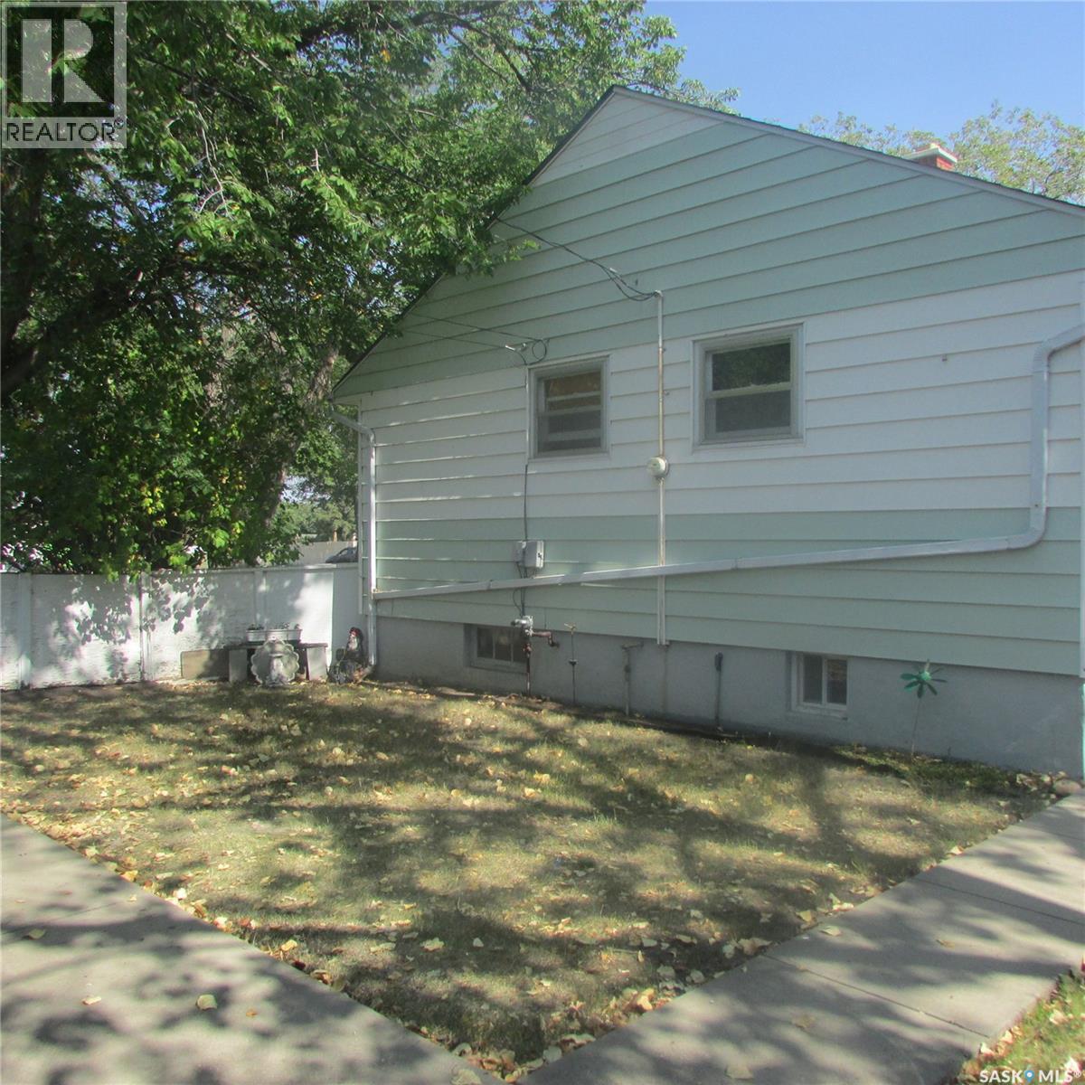 2802 Mctavish Street, Regina, Saskatchewan  S4S 2C4 - Photo 4 - SK017888