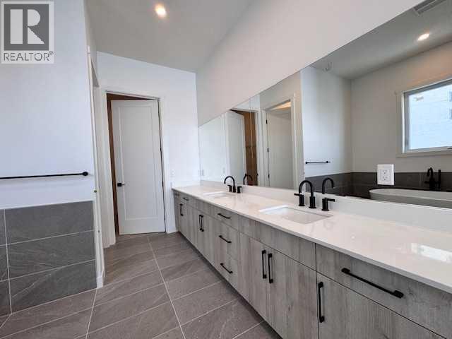 61 North Bridges Bay Sw, Langdon, Alberta  T0J 1X3 - Photo 16 - A2224823