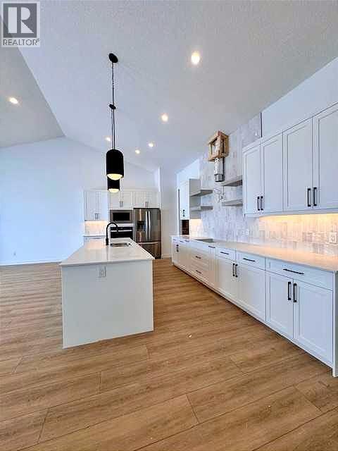 61 North Bridges Bay Sw, Langdon, Alberta  T0J 1X3 - Photo 8 - A2224823