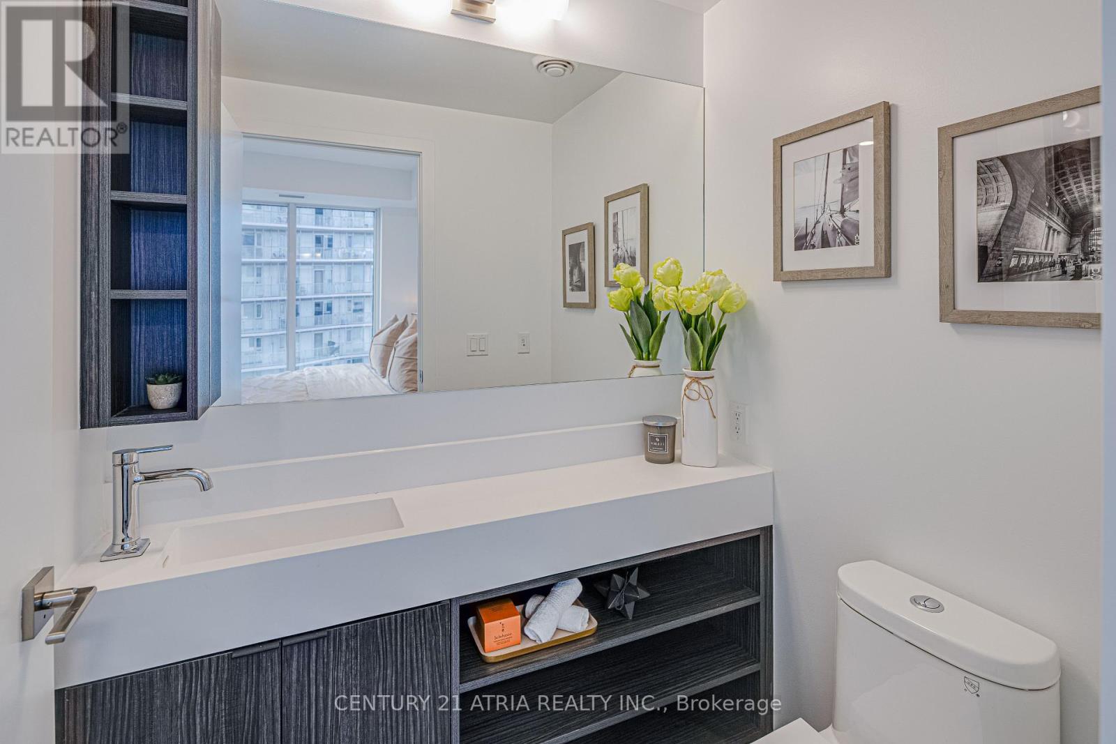 2308 - 252 Church Street, Toronto, Ontario  M5B 0E6 - Photo 9 - C12478240