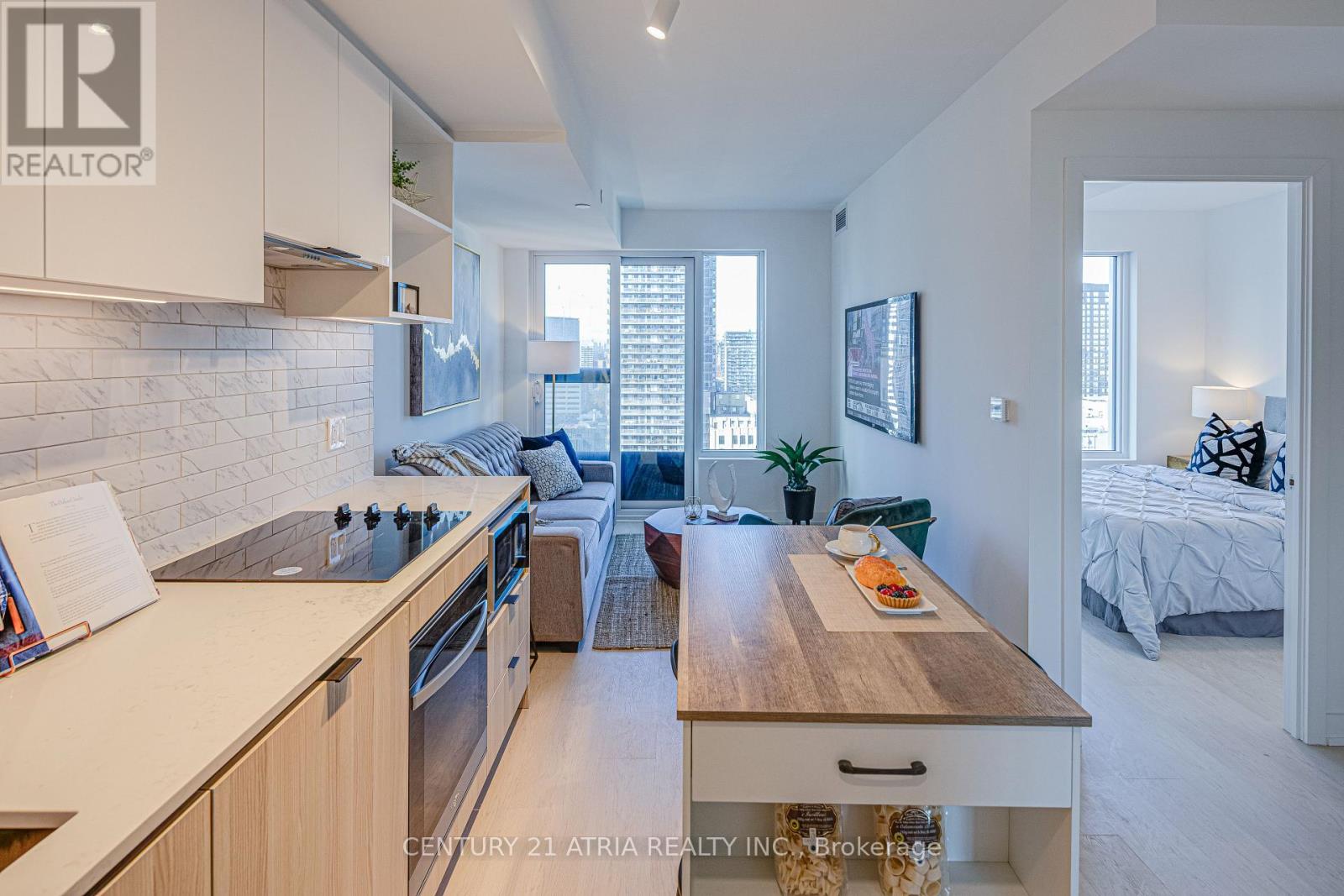 2717 - 252 Church Street, Toronto, Ontario  M5B 0E6 - Photo 5 - C12478243