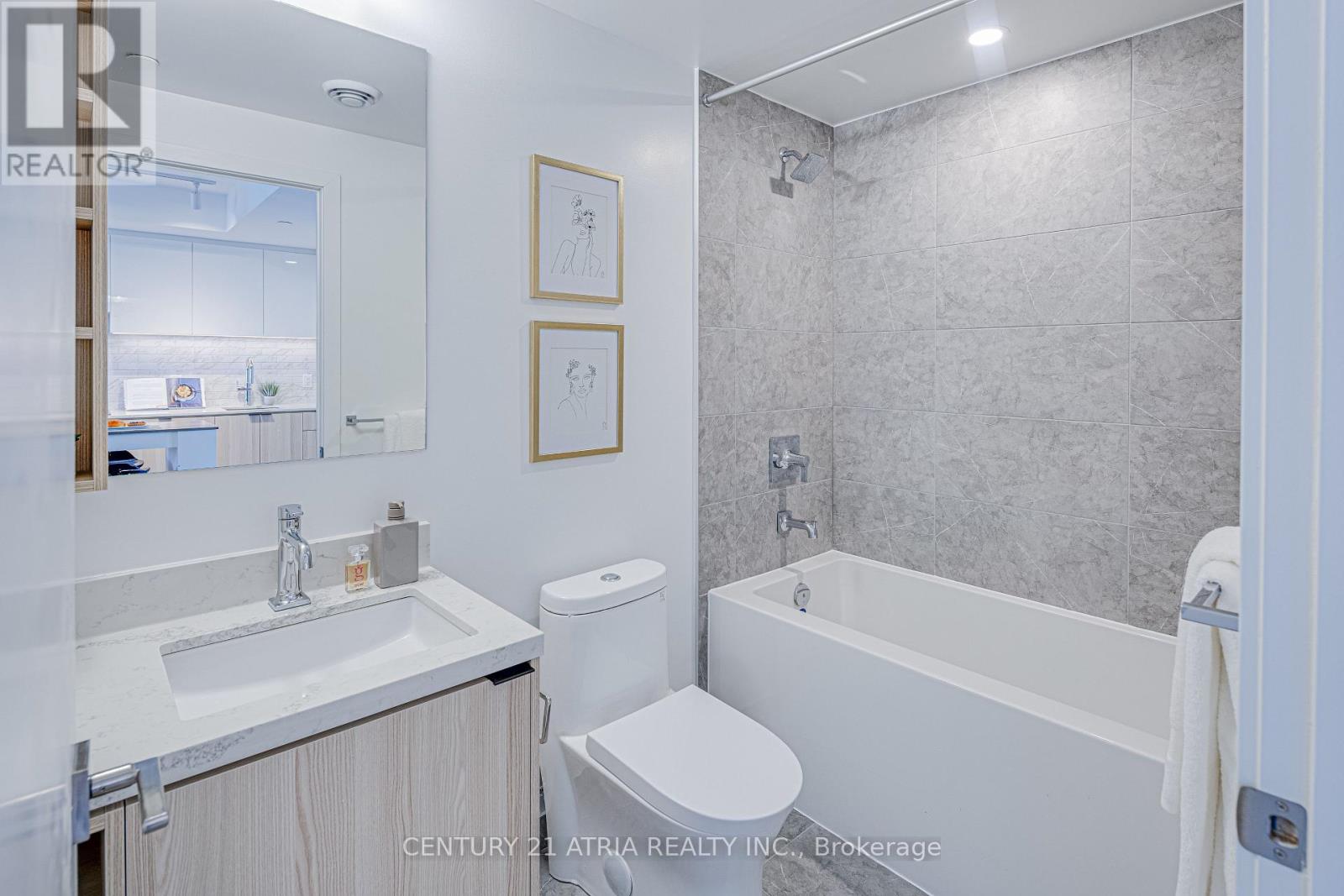 2717 - 252 Church Street, Toronto, Ontario  M5B 0E6 - Photo 9 - C12478243
