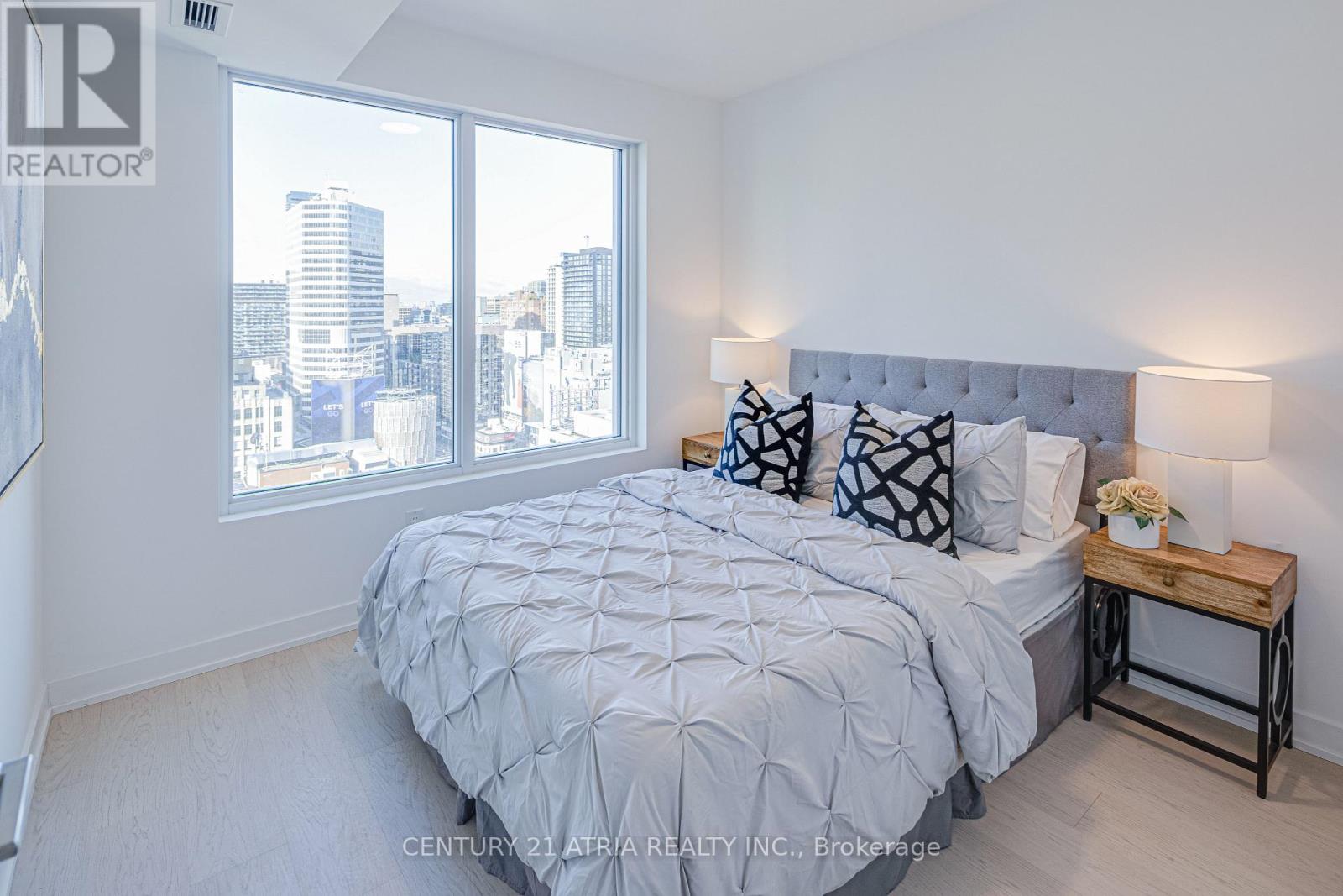 2717 - 252 Church Street, Toronto, Ontario  M5B 0E6 - Photo 7 - C12478243