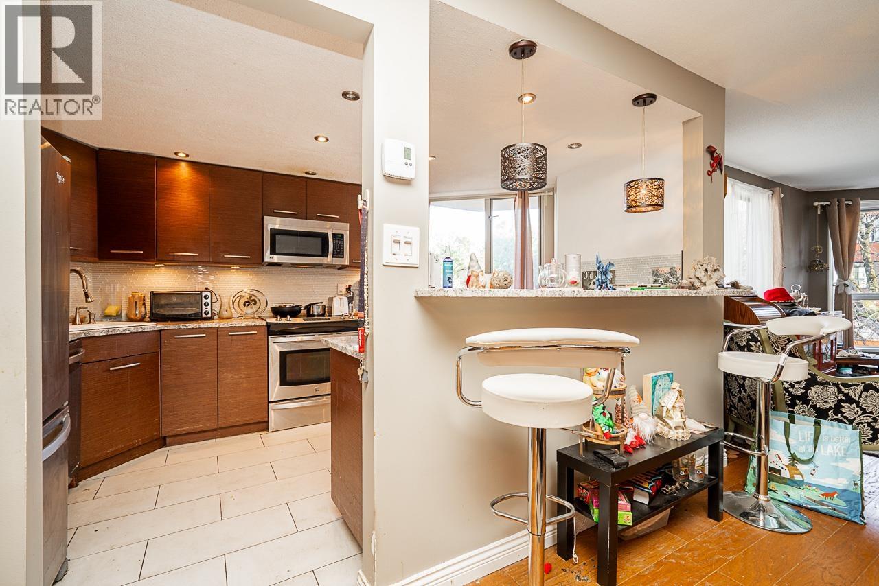 301 1185 Quayside Drive, New Westminster, British Columbia  V3M 6T8 - Photo 10 - R3061749