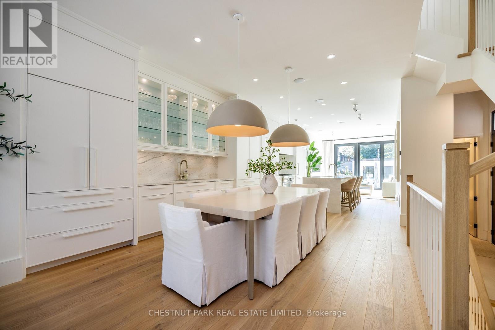 229 Sheldrake Boulevard, Toronto, Ontario  M4P 2B1 - Photo 5 - C12481399