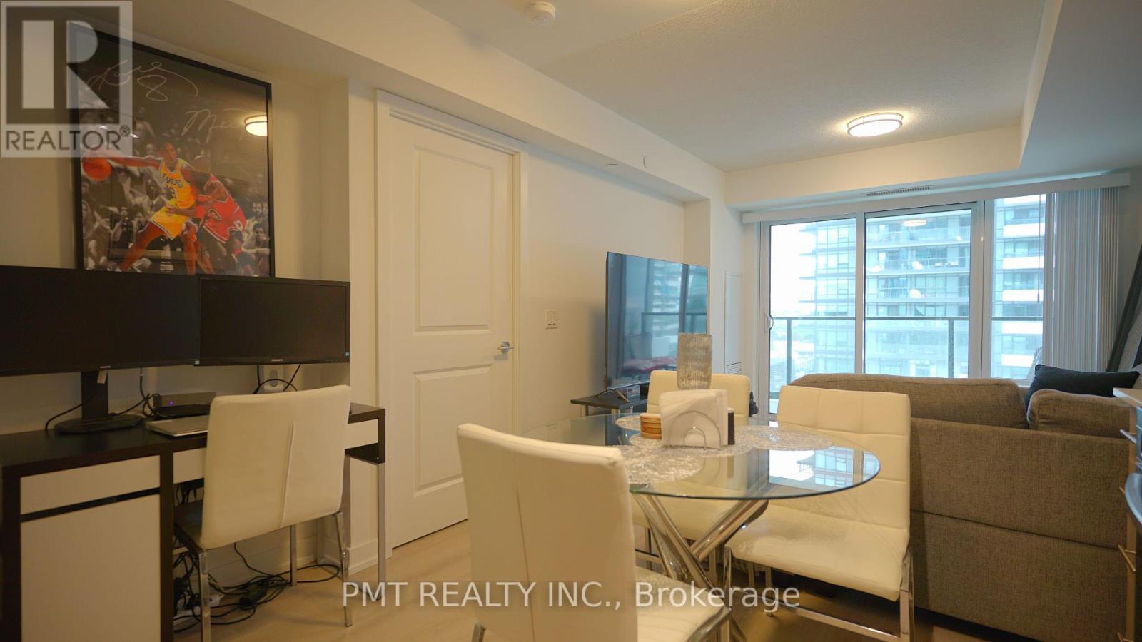 907 - 1435 Celebration Drive, Pickering, Ontario  L1W 0C4 - Photo 5 - E12481389