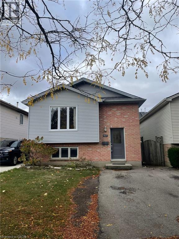 917 Lawson Road, London, Ontario  N6G 4X4 - Photo 1 - 40782022