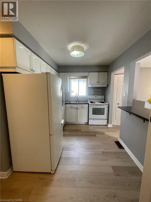 917 Lawson Road, London, Ontario  N6G 4X4 - Photo 10 - 40782022