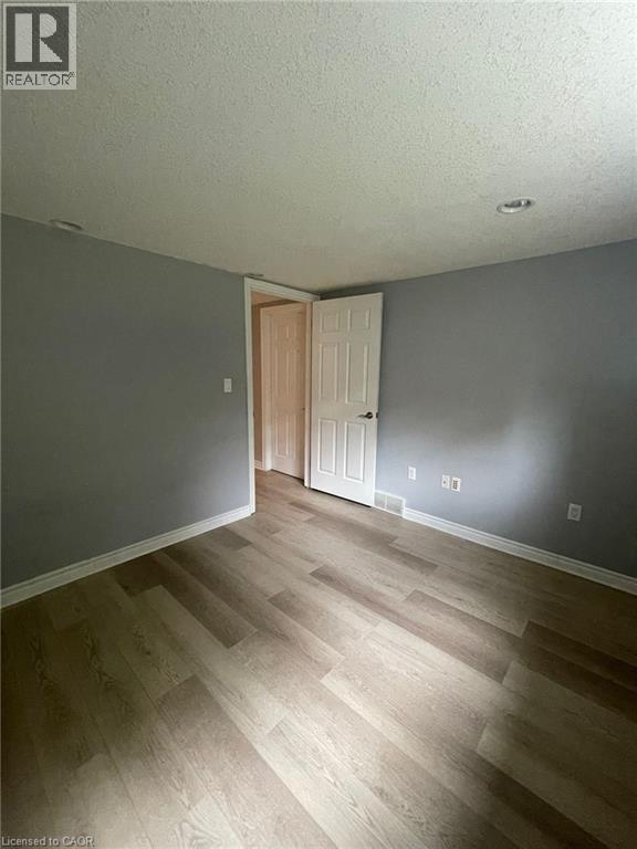 917 Lawson Road, London, Ontario  N6G 4X4 - Photo 14 - 40782022