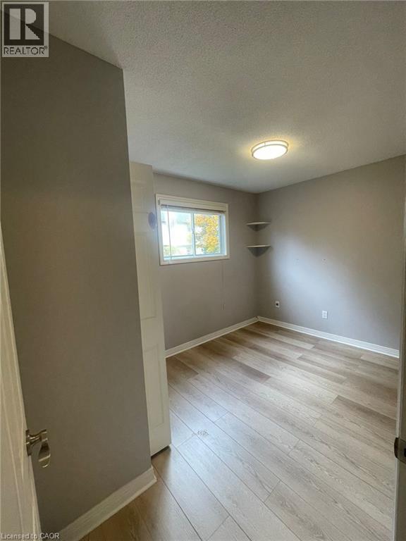 917 Lawson Road, London, Ontario  N6G 4X4 - Photo 15 - 40782022