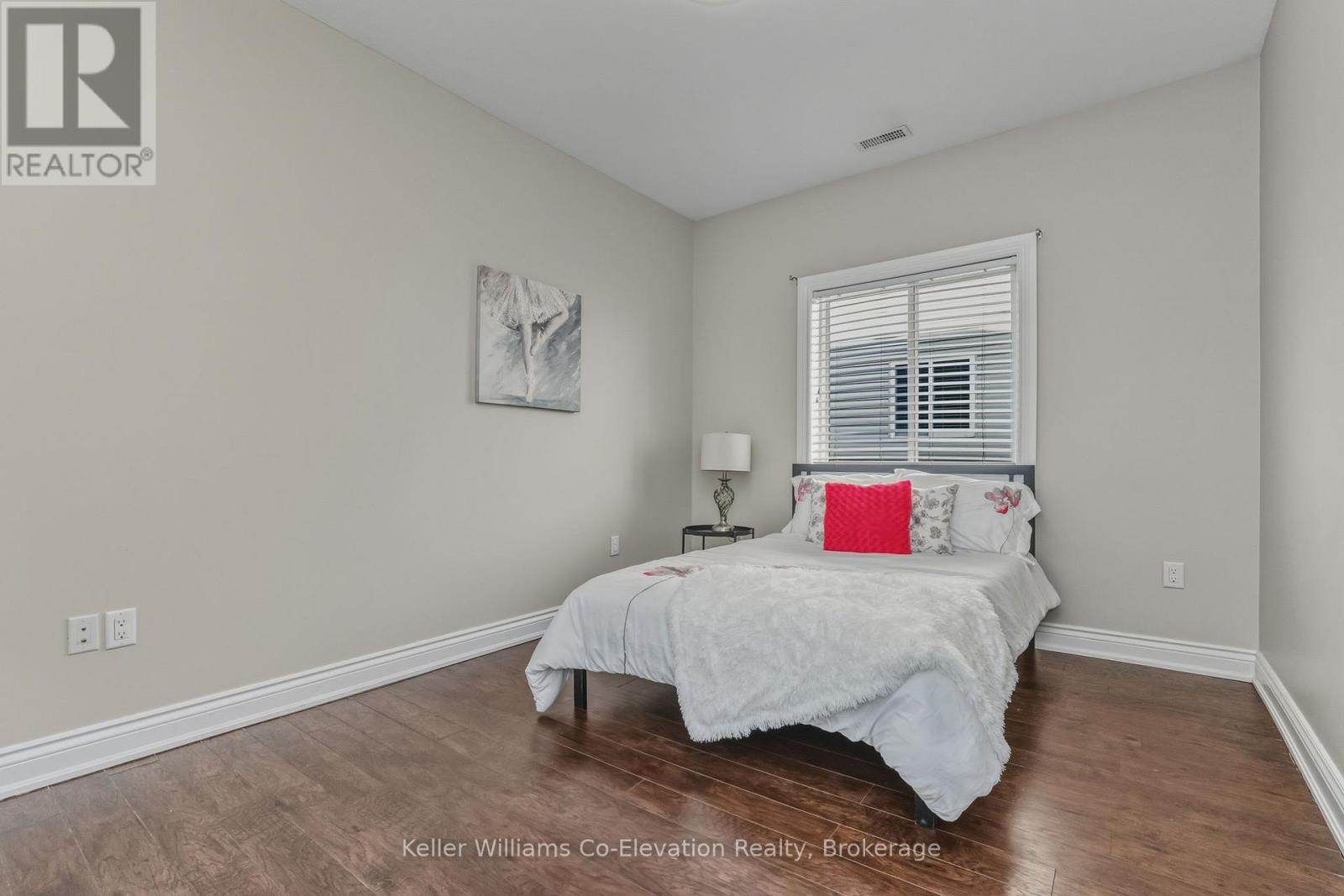 3931 Wood Avenue, Severn, Ontario  L3V 0T9 - Photo 14 - S12481466