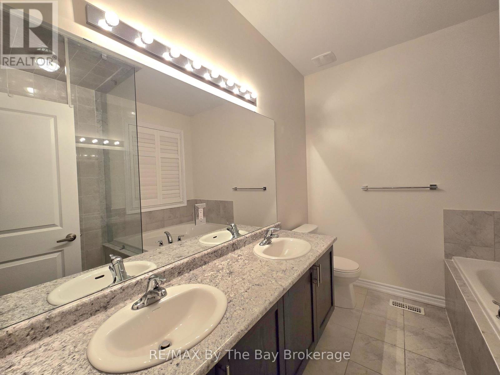 3 Cristiano Avenue, Wasaga Beach, Ontario  L9Y 1P2 - Photo 16 - S12481495