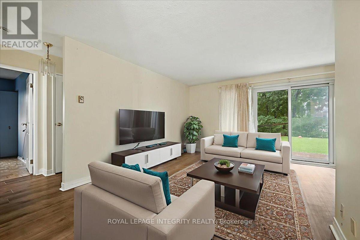 109 - 158a Mcarthur Avenue, Ottawa, Ontario  K1L 7E7 - Photo 10 - X12332633
