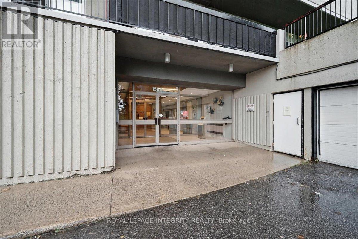 109 - 158a Mcarthur Avenue, Ottawa, Ontario  K1L 7E7 - Photo 3 - X12332633