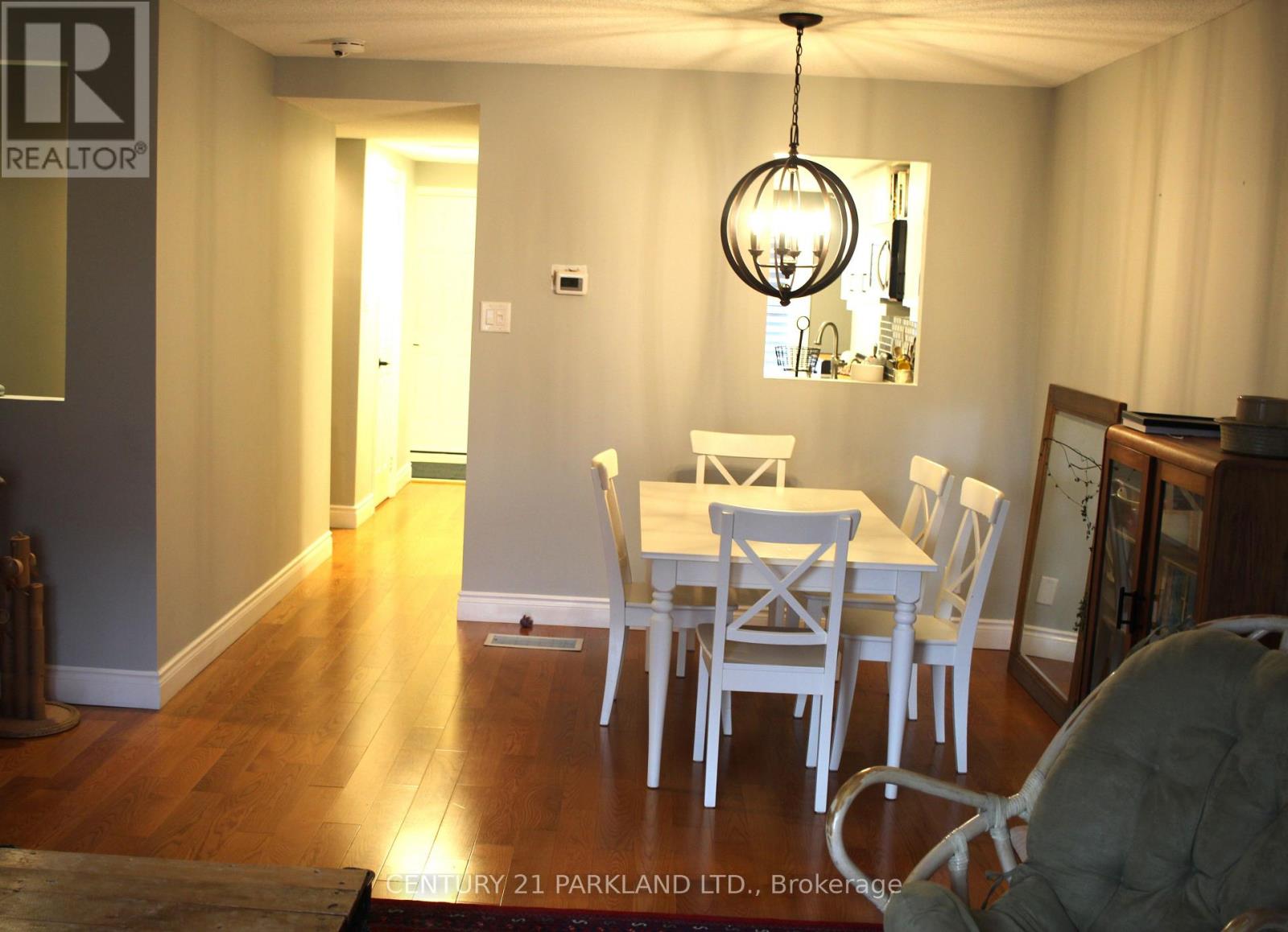 13 - 115 Main Street S, Newmarket, Ontario  L3Y 8J2 - Photo 11 - N12481396