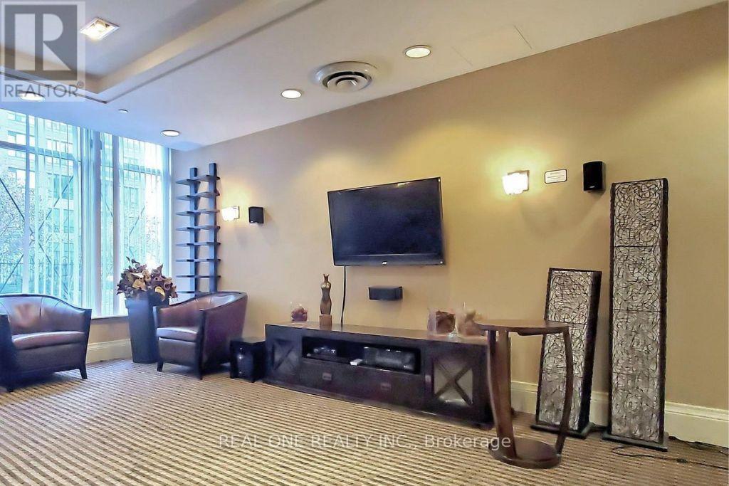 1203 - 310 Red Maple Road, Richmond Hill, Ontario  L4C 0T7 - Photo 12 - N12481406