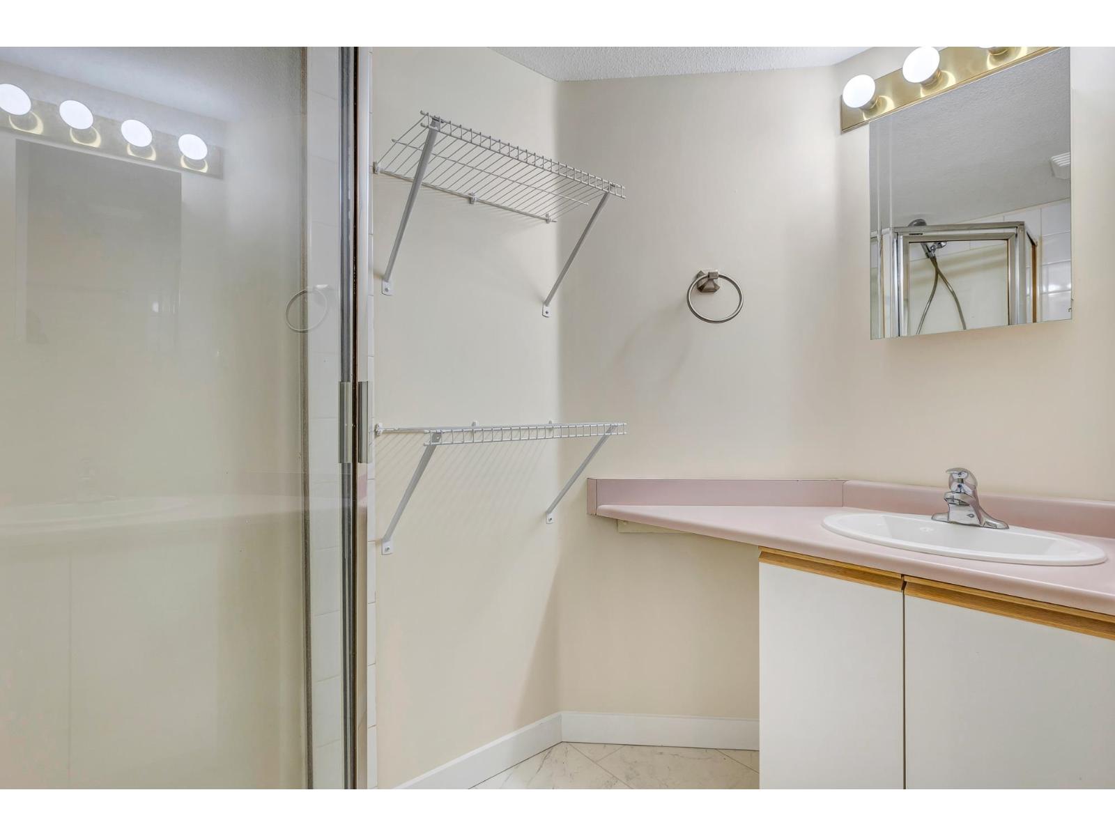 209 45222 Watson Road, Garrison Crossing, Chilliwack, British Columbia  V2R 3J4 - Photo 26 - R3051063