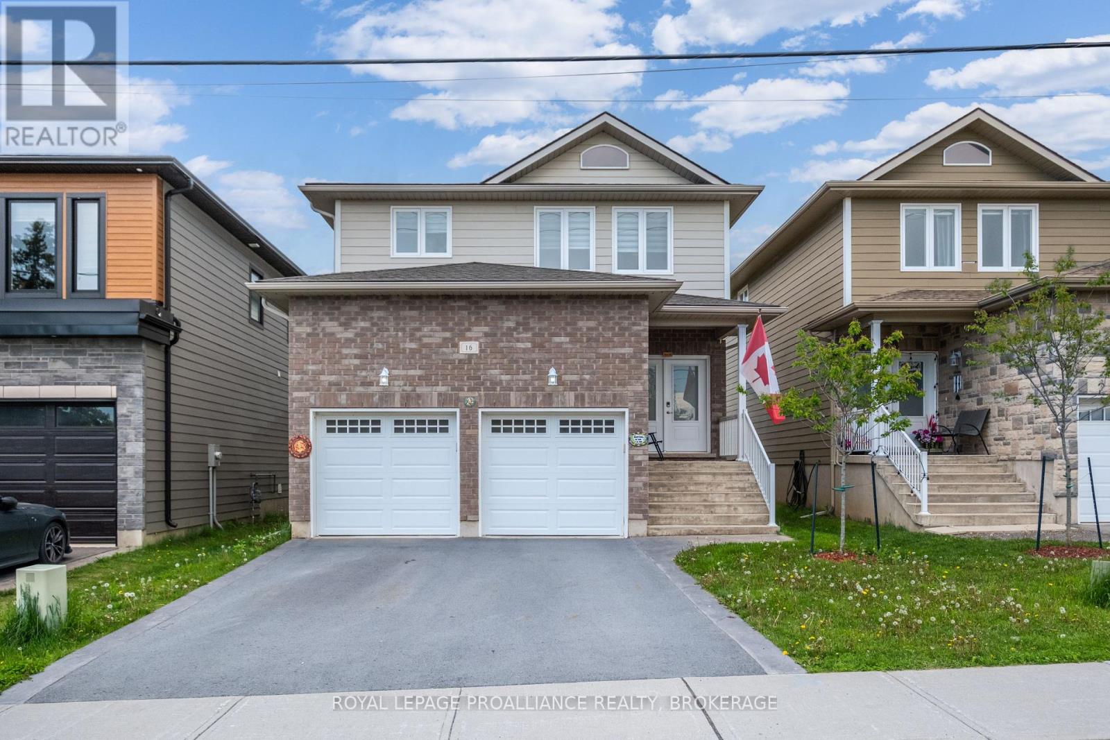 16 PARK CRESCENT, loyalist (amherstview), Ontario
