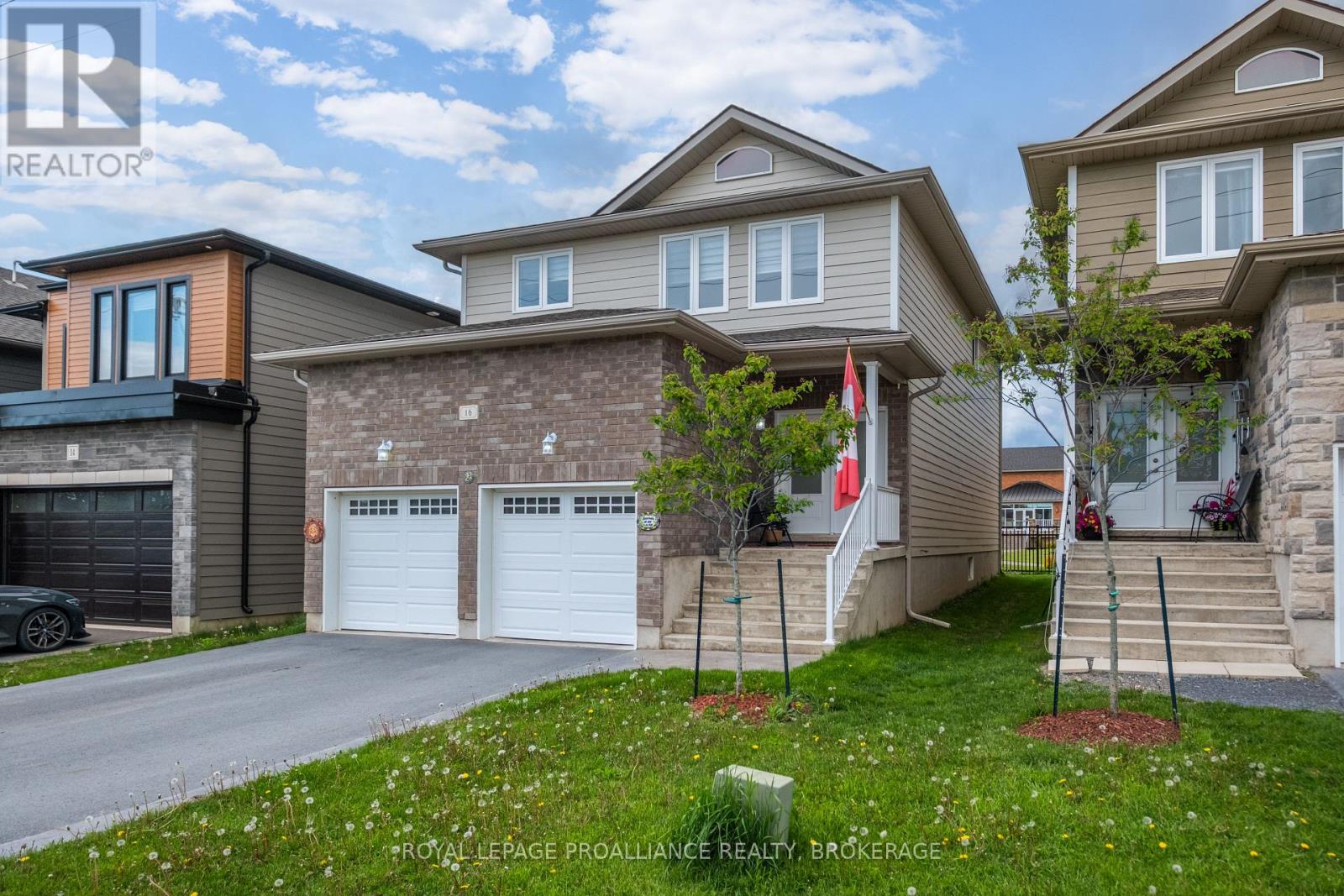 16 Park Crescent, Loyalist (Amherstview), Ontario  K7N 0C2 - Photo 2 - X12481509