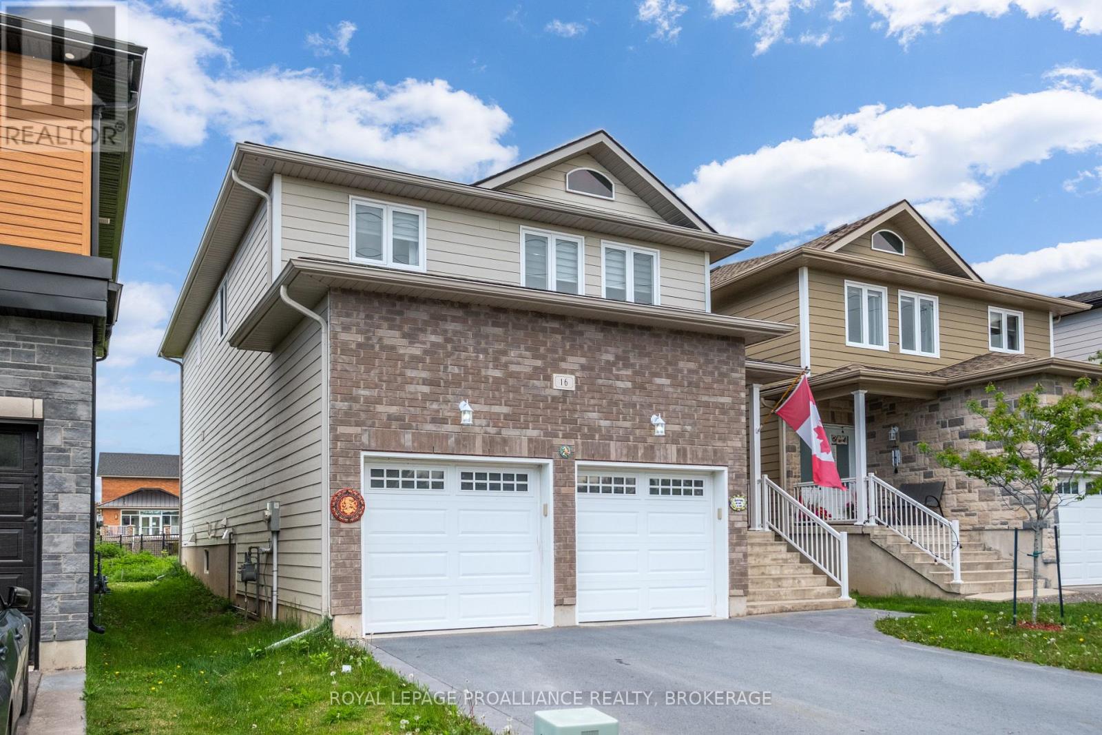16 Park Crescent, Loyalist (Amherstview), Ontario  K7N 0C2 - Photo 3 - X12481509