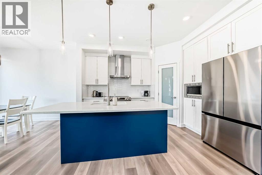 312 Heartland Way, Cochrane, Alberta  T4C 0X2 - Photo 7 - A2250063