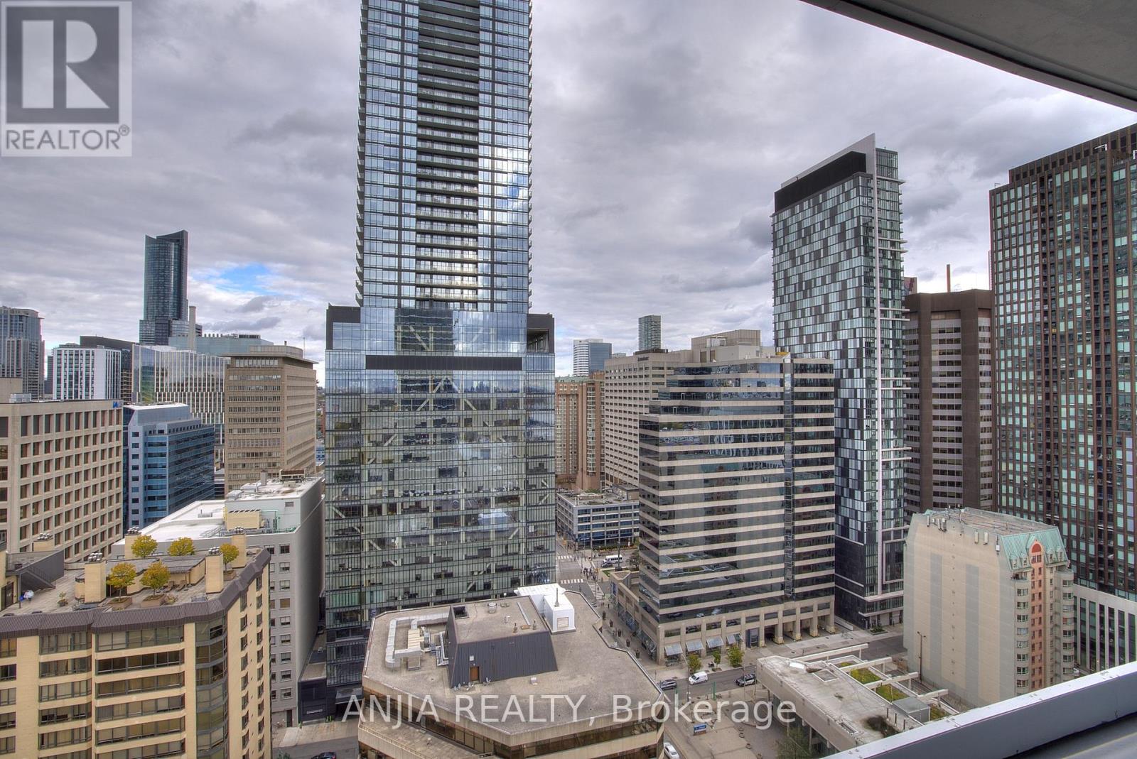 2204 - 280 Dundas Street, Toronto, Ontario  M5T 0E3 - Photo 18 - C12477387