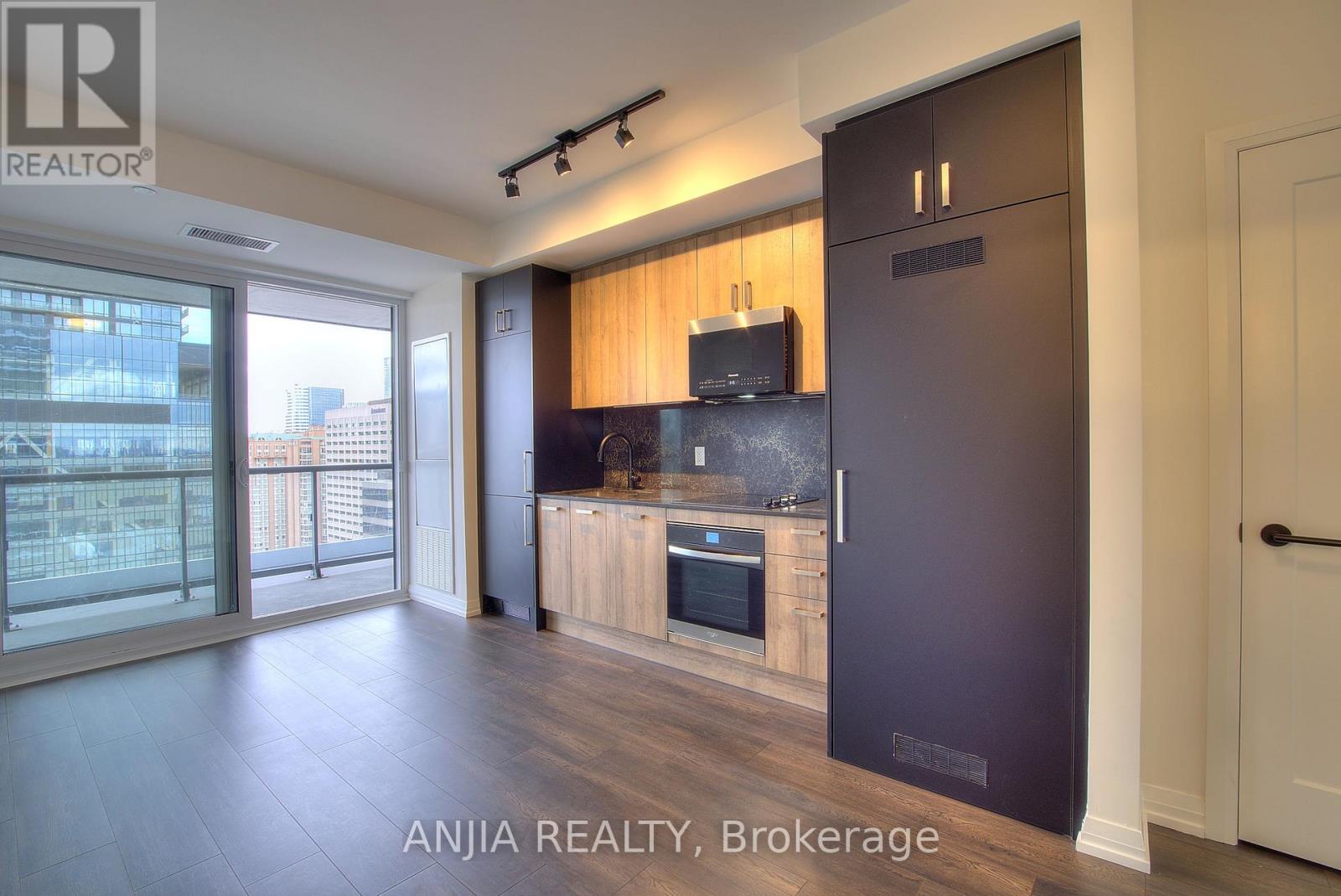 2204 - 280 Dundas Street, Toronto, Ontario  M5T 0E3 - Photo 11 - C12477387