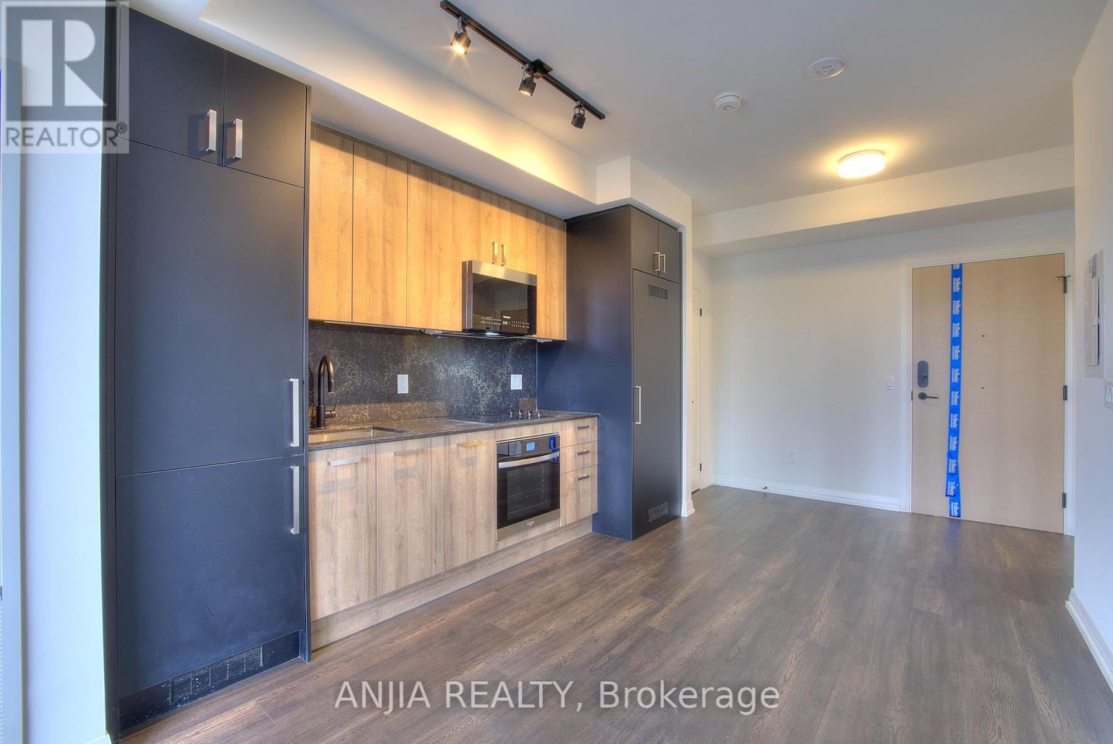 2204 - 280 Dundas Street, Toronto, Ontario  M5T 0E3 - Photo 9 - C12477387