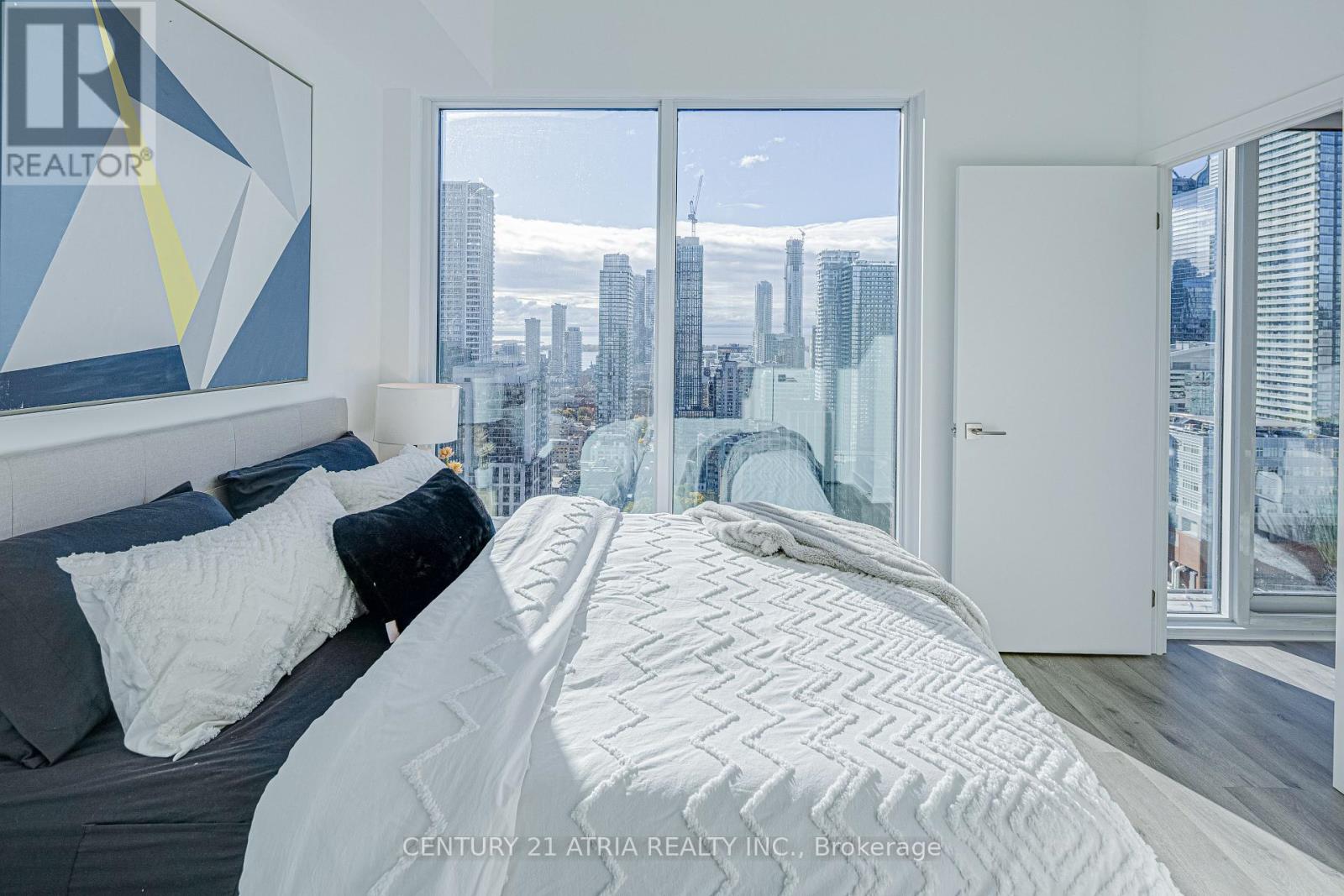 3515 - 252 CHURCH STREET, Toronto, Ontario