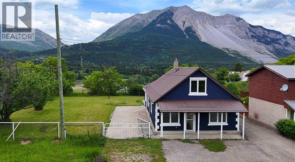 21546 27 Avenue, Bellevue, Alberta