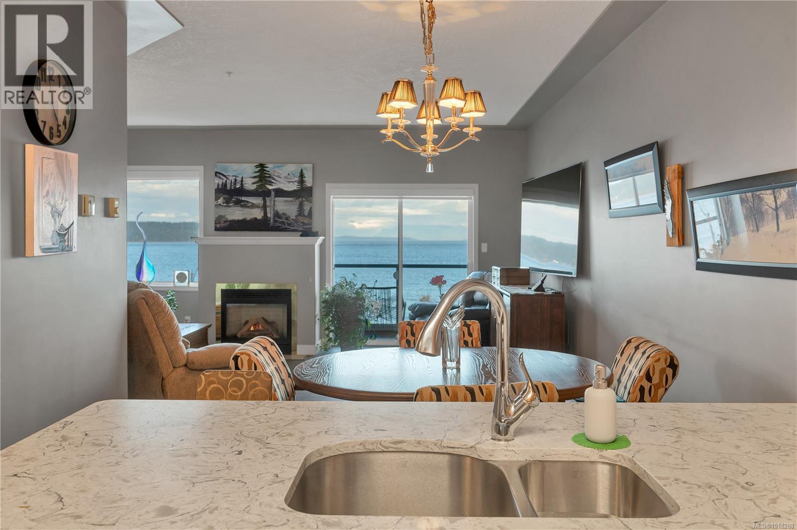 304 1350 Island Hwy S, Campbell River, British Columbia  V9W 1B7 - Photo 5 - 1018288