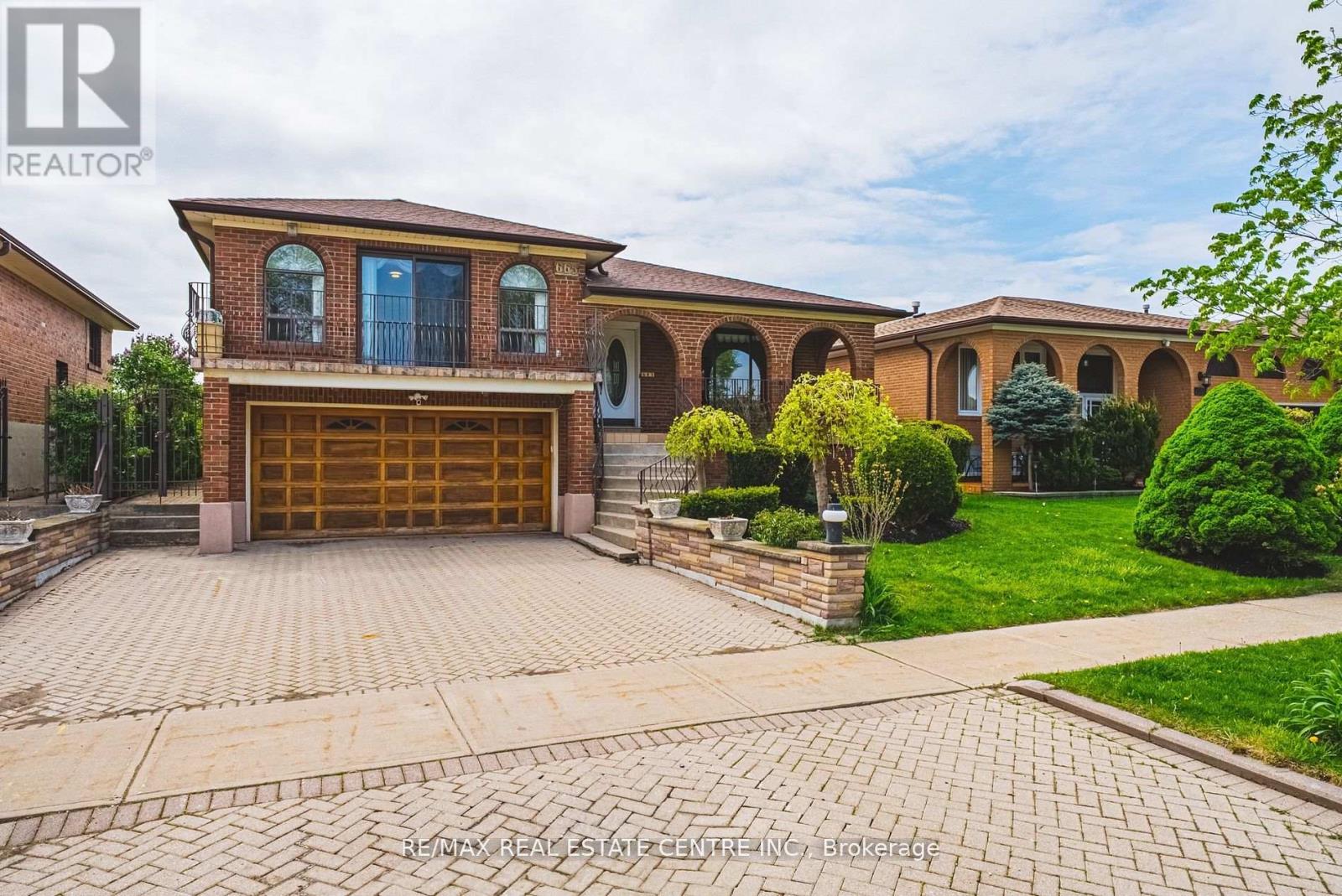 665 Woodbridge Avenue, Vaughan, Ontario  L4L 2T9 - Photo 3 - N12310349