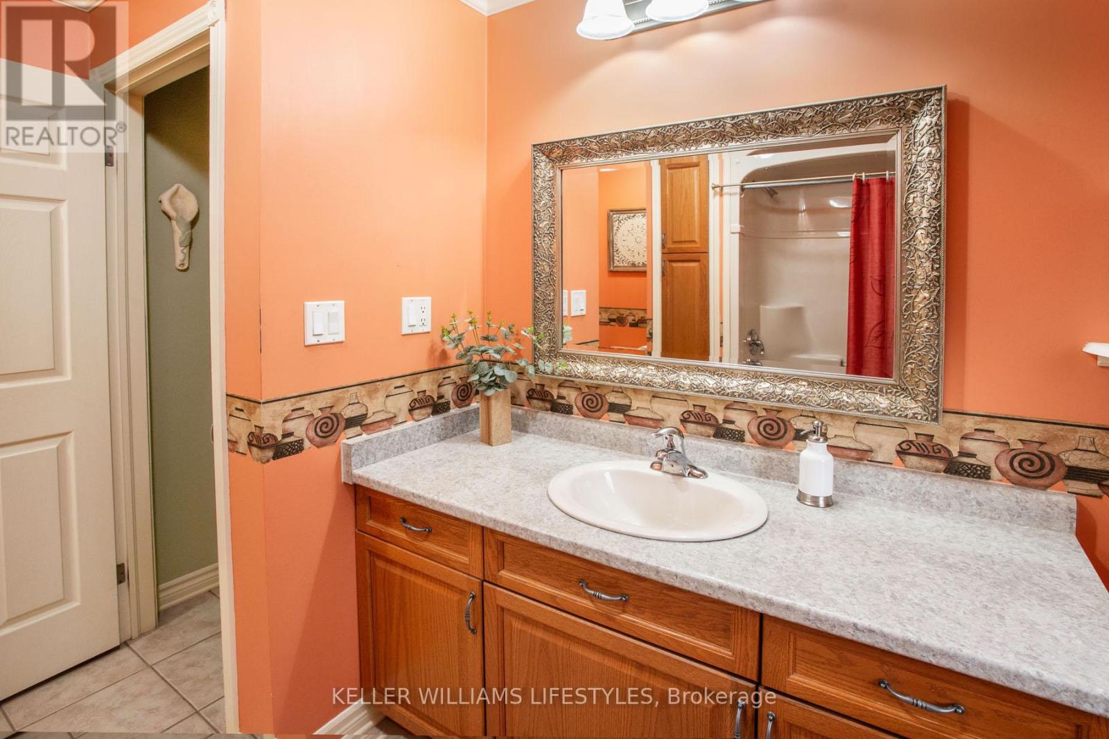 315 Fairview Avenue, London South, Ontario  N6C 4V1 - Photo 30 - X12481532