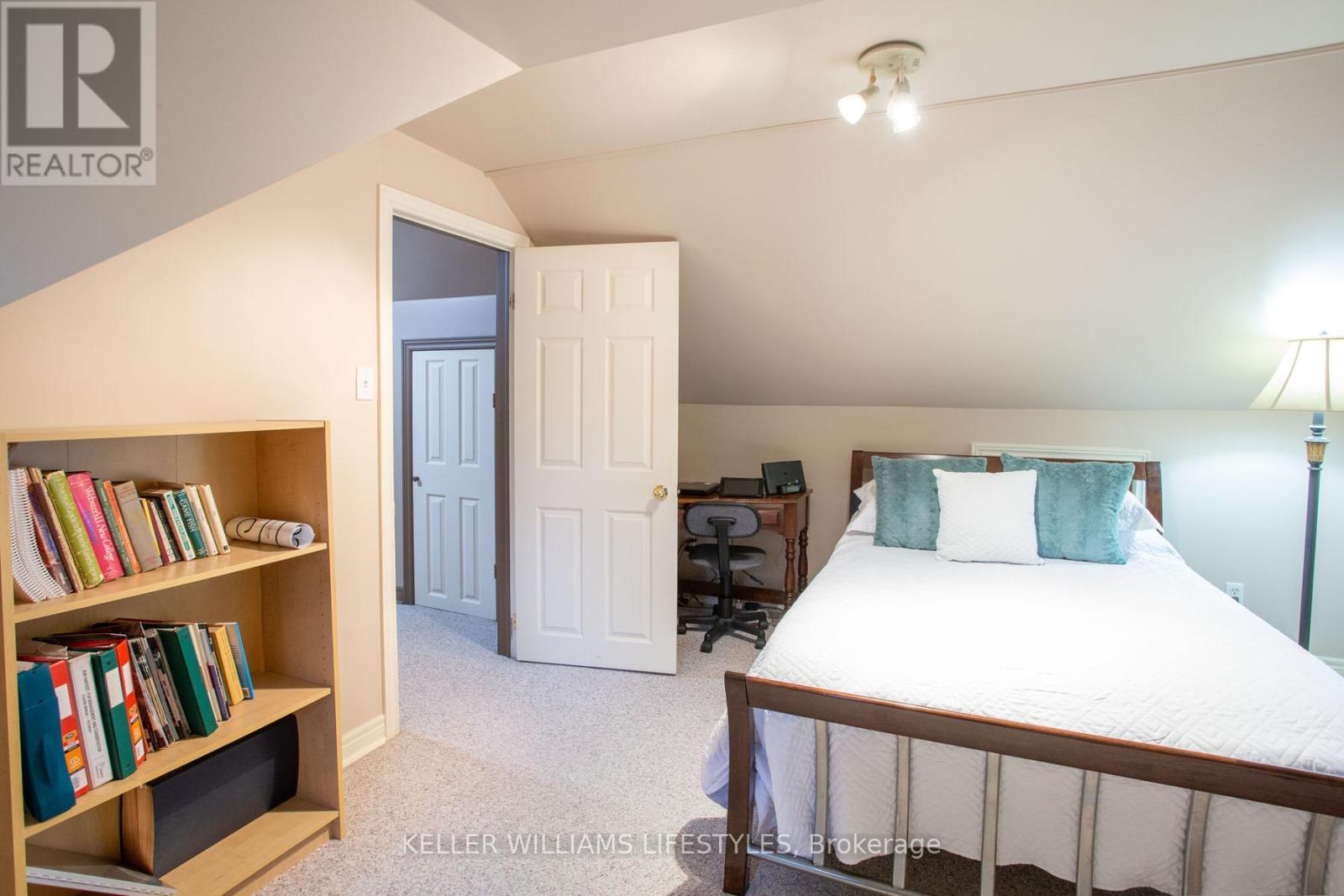 315 Fairview Avenue, London South, Ontario  N6C 4V1 - Photo 35 - X12481532
