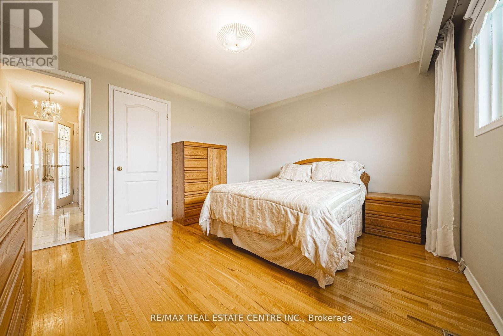 665 Woodbridge Avenue, Vaughan, Ontario  L4L 2T9 - Photo 20 - N12310349