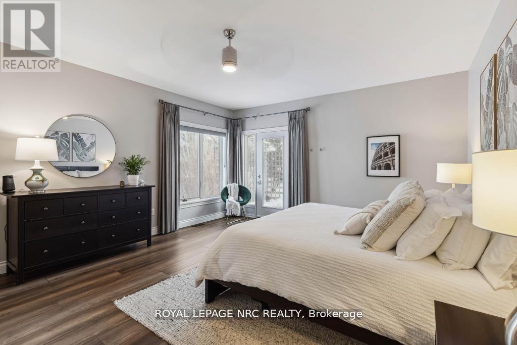 880 Metler Road, Pelham, Ontario  L0S 1C0 - Photo 19 - X12443686