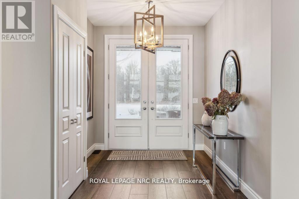 880 Metler Road, Pelham, Ontario  L0S 1C0 - Photo 9 - X12443686