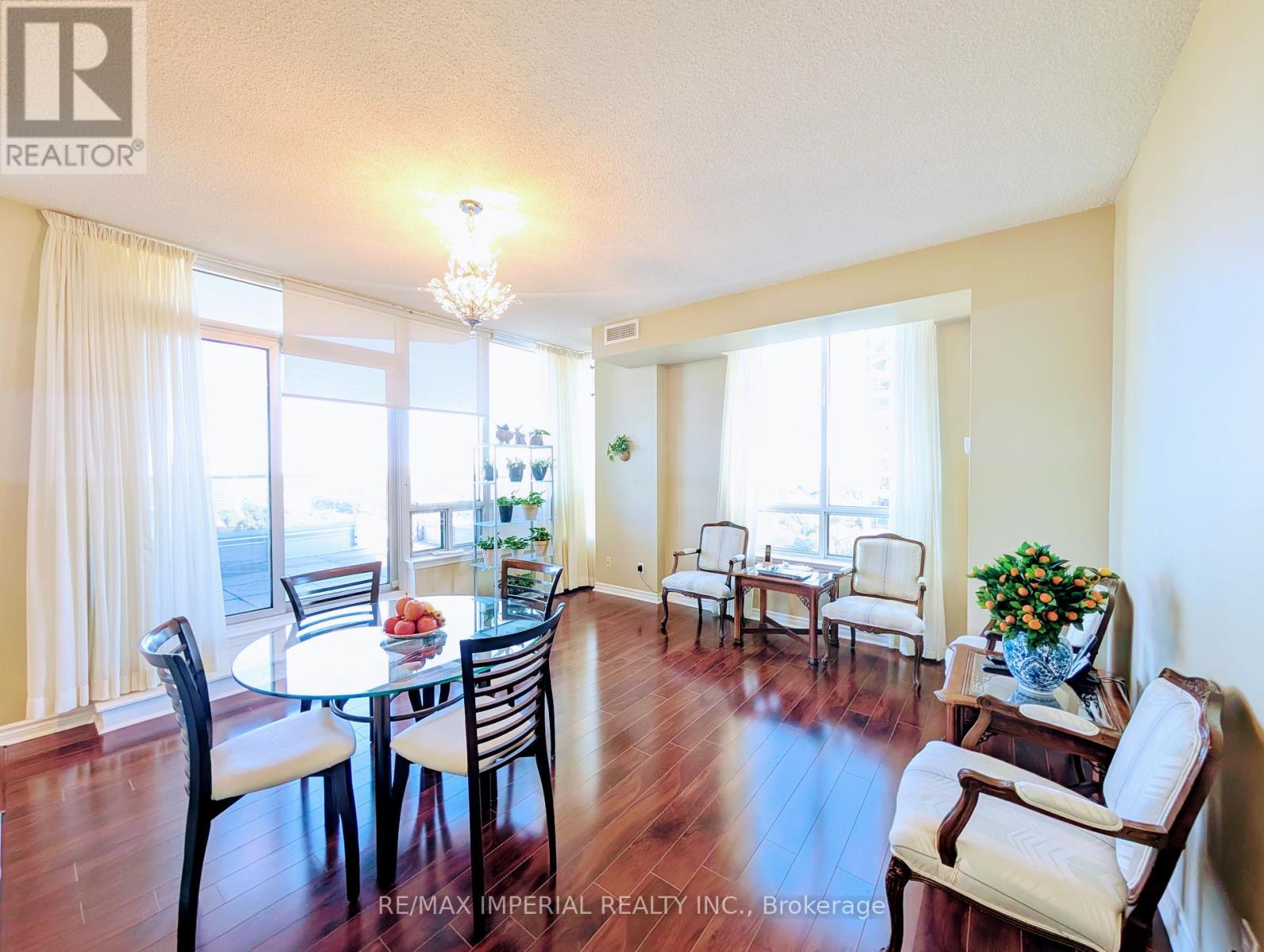 1906 - 8 Rean Drive, Toronto, Ontario  M2K 3B9 - Photo 11 - C12417625